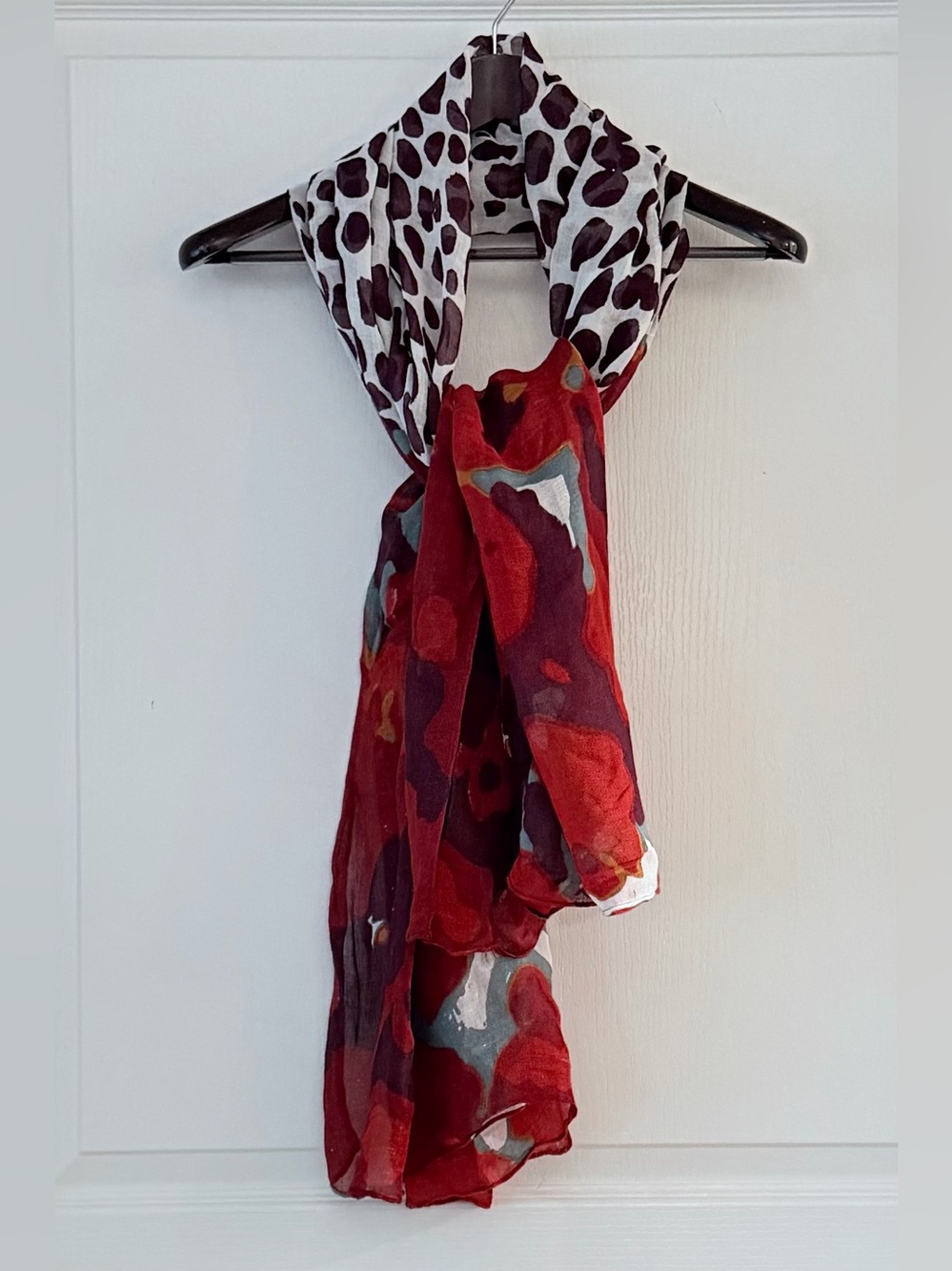 Tommy Bahama XL Red Floral Border Scarf with Black Spot Print
